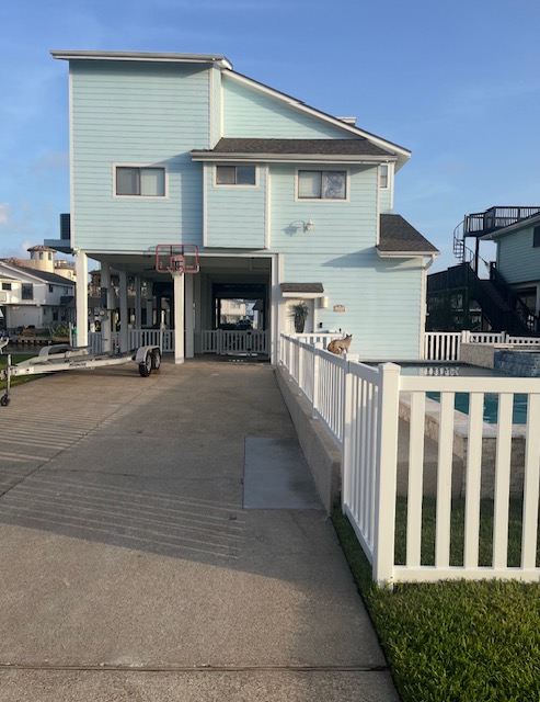 Residential pressure washing